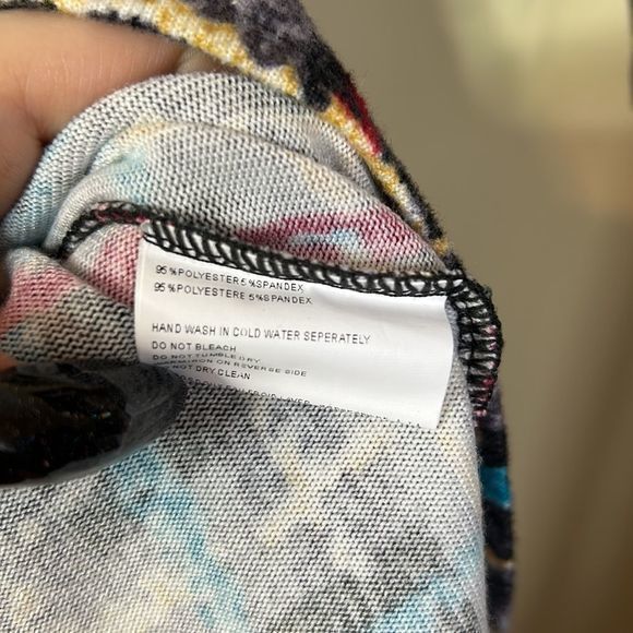 Coco & Tashi Colorful Tunic, Medium - Picture 7 of 10